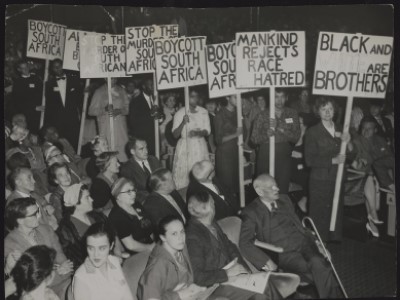 Economische boycot als strafmaatregel<br>(Foto: Archives Of Ontario)
